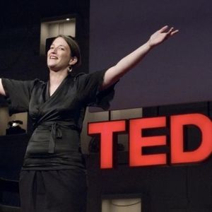 Meet your Posher, Genevieve